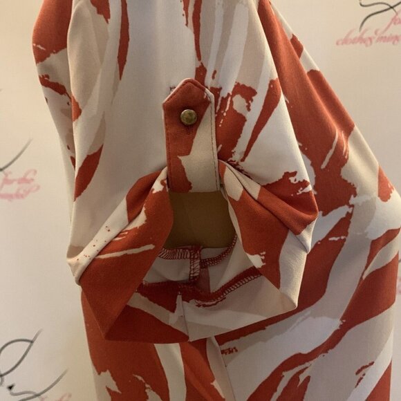 New York & Company Stretch. Sz M. Jersey. Short Tab Sleeves. 1/2 Placket. B81. - Picture 4 of 7